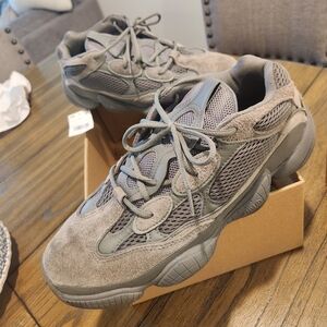Yeezy 500